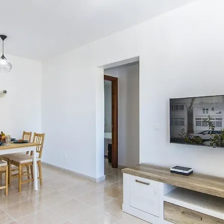 Apartamento Atenea San Bartolomé